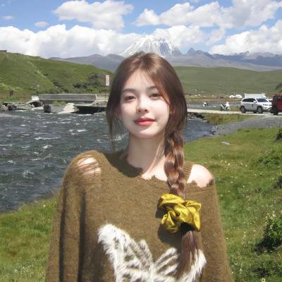 魔茧复活 海报
